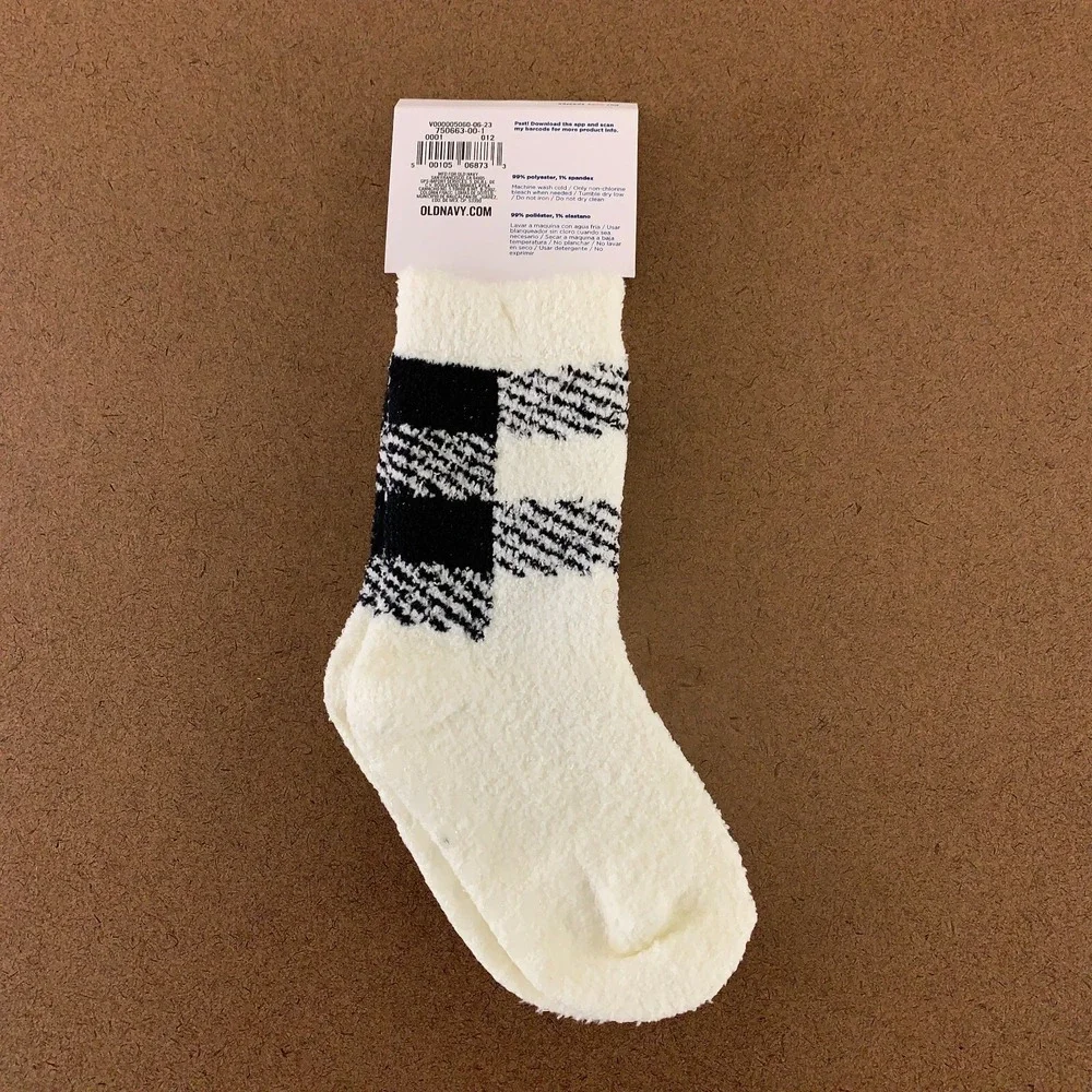 Old Navy Baby Size 6-12 Months Ivory Black Plaid Non-Slip Cozy Crew Socks NWT